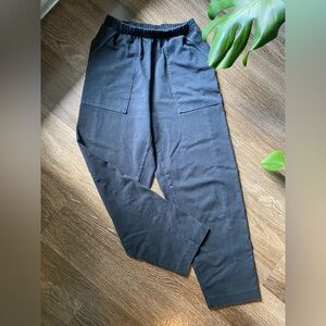 Vuori Women’s Sweatpant small